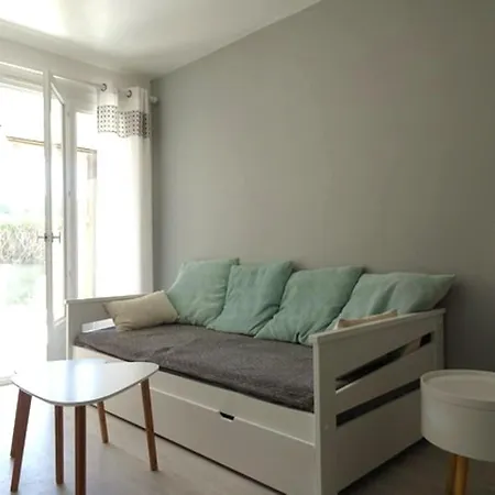 Renove Avec Piscine Et Tennis, A 500m De La Plage, Pour 4 Pers, A - Fr-1-776-106