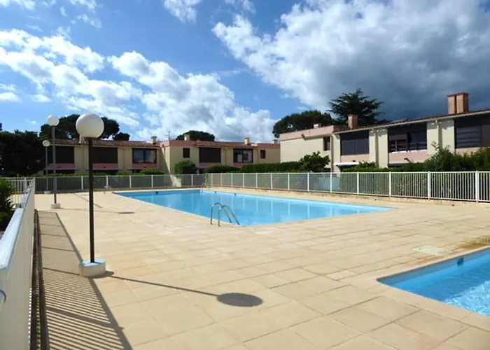 Renove Avec Piscine Et Tennis, A 500m De La Plage, Pour 4 Pers, A - Fr-1-776-106 Διαμέρισμα *